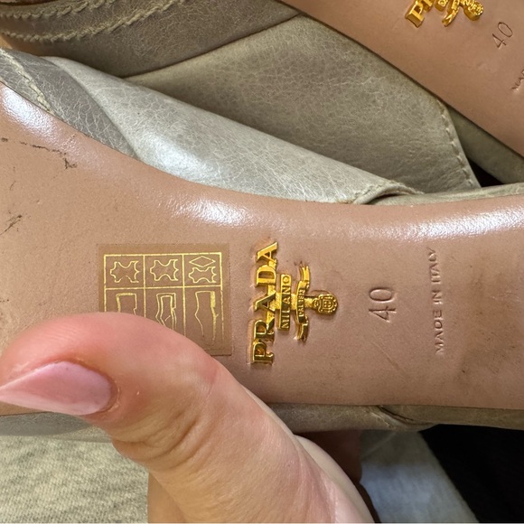 Prada Peep Toe Beige Bow Pump Heel Size 40 - Picture 6 of 6